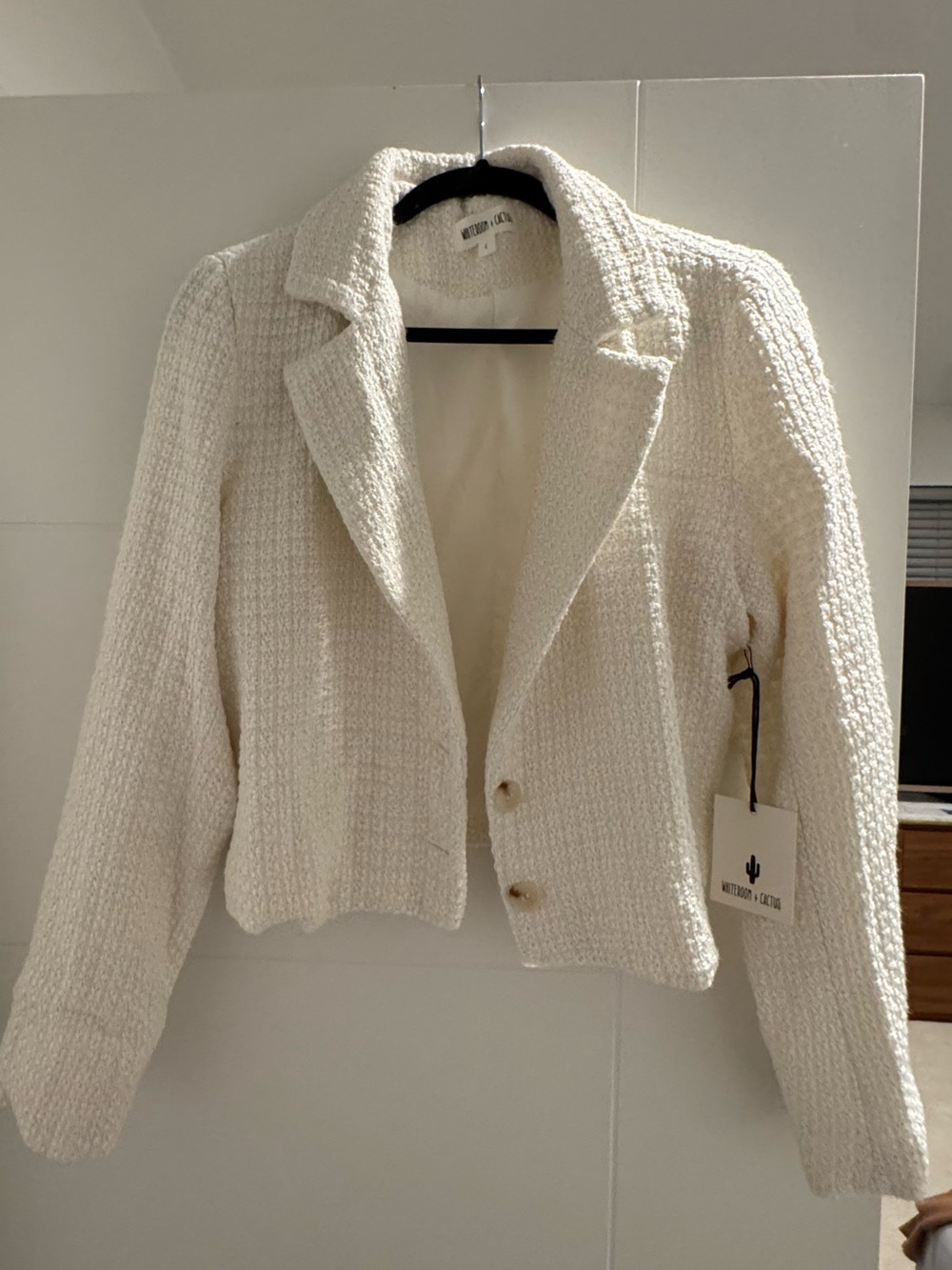 NWT White/Cream Cropped Bouclé Blazer